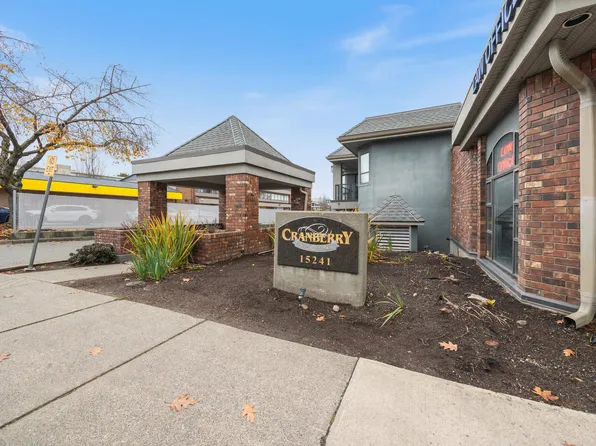 15241 18th Ave #209, Surrey, BC V4A 1W9