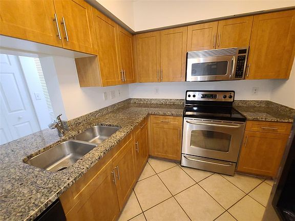 2nd image of 6529 Emerald Dunes Dr APT 304