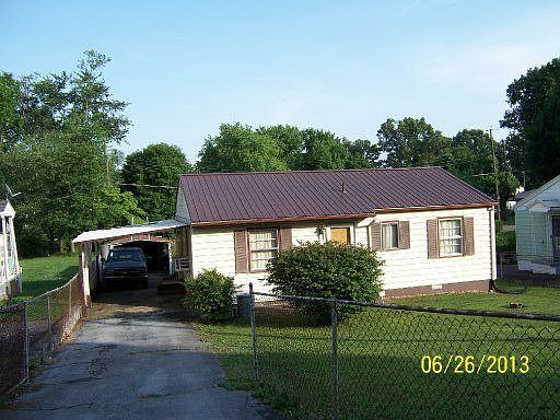 2nd image of 2836 Cecil Ave