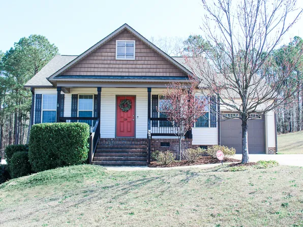 126 Parkers Pointe Dr, Benson, NC 27504
