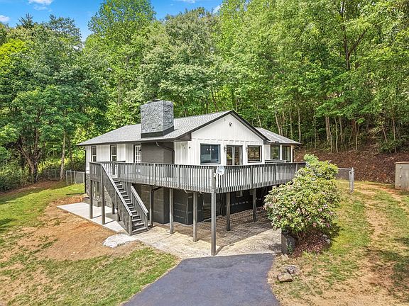 4th image of 270 Blake Branch Rd
