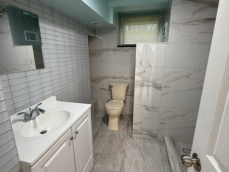 Bellew Ave — Photo 9