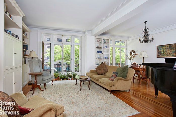 1st image of 895 W End Ave
