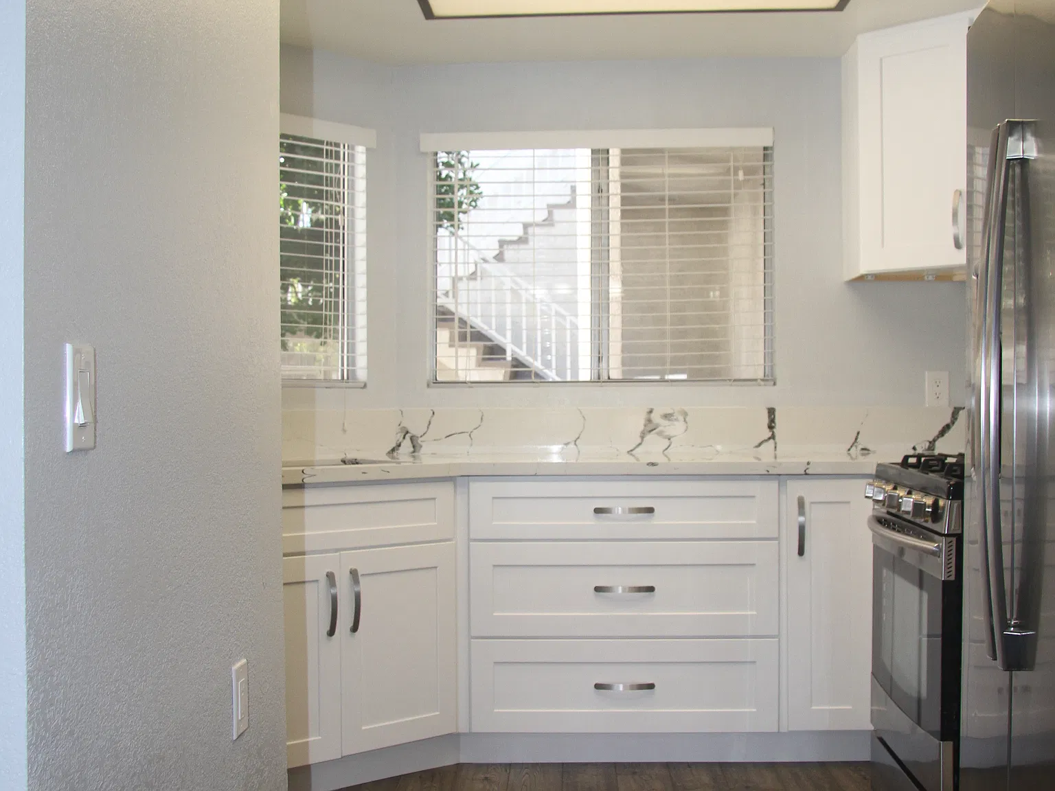 2 bed, 1100 sqft, $2,900 — Photo 4