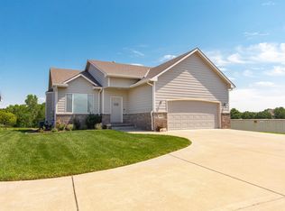 2510 N Davin Ct, Wichita, KS 67226