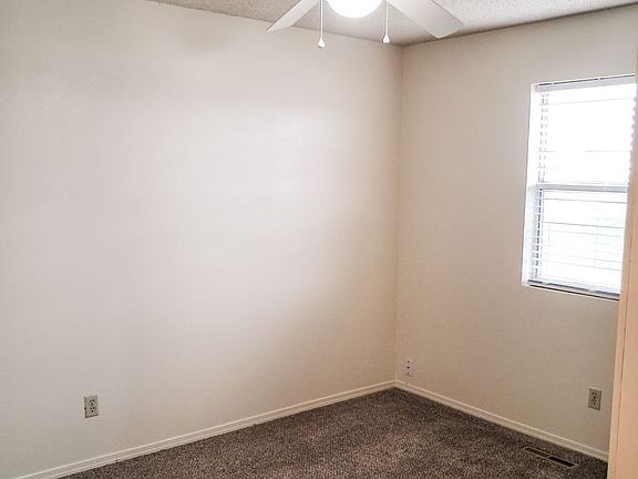 5th image of 2909 W 14th St #8