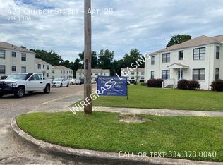 423 Church St APT 2B, Andalusia, AL 36420