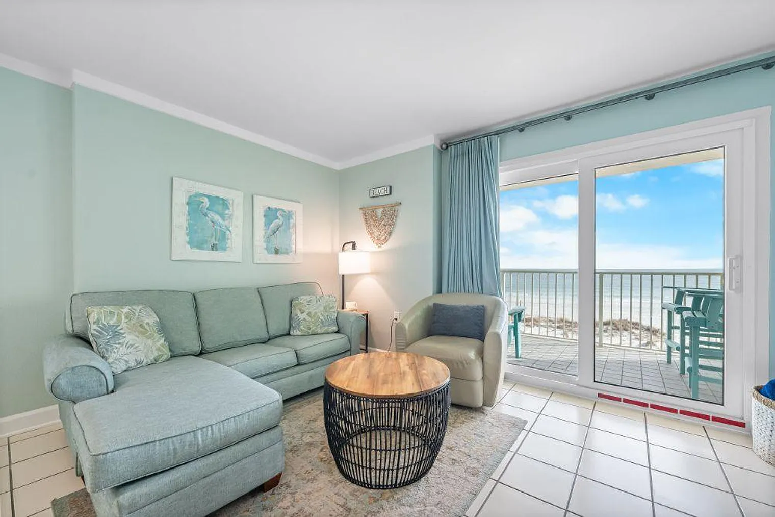 2 bed, 2.0 bath, 957 sqft, $3,539 — Photo 3