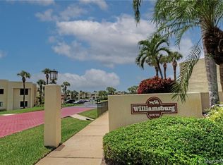 6503 SE Williamsburg Dr APT 105, Hobe Sound, FL 33455