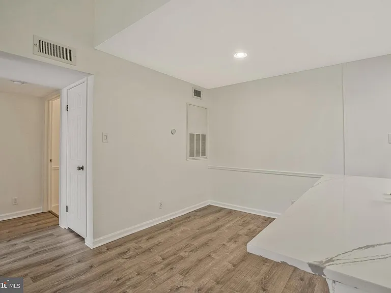 3308 Wyndham Cir #321 — Photo 10