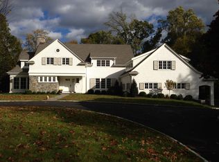 19 Bittersweet Ln, Darien, CT 06820