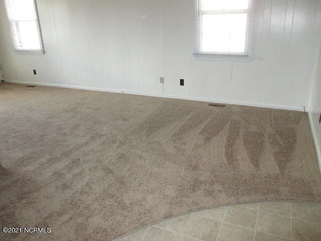 3 bed, 2.5 bath, $1,695 — Photo 4