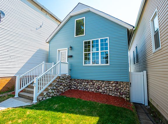 2nd image of 10511 S Avenue N
