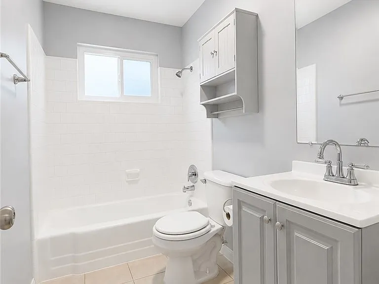 204 N Orange Ave — Photo 8
