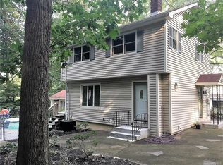 18 Roosevelt St, Tappan, NY 10983