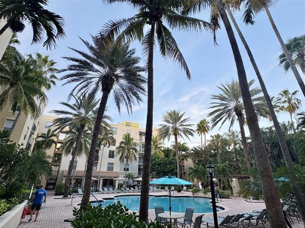 780 Sapodilla Ave #306