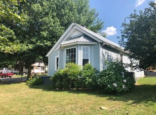 18 Jess Roberts Ln, McMinnville, TN 37110