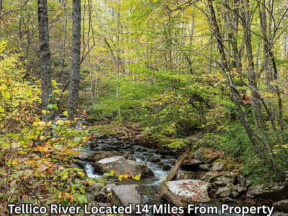5th image of 669 Pond Ridge Rd