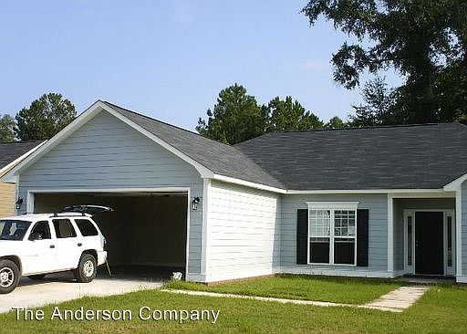 1st image of 213 Hedge Row Dr