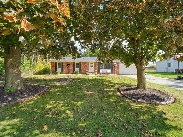 6781 Gove Ct N, Tecumseh, MI 49286