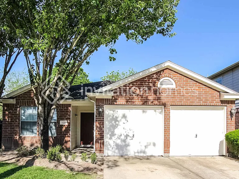 19203 Talcott Way Dr — Photo 1