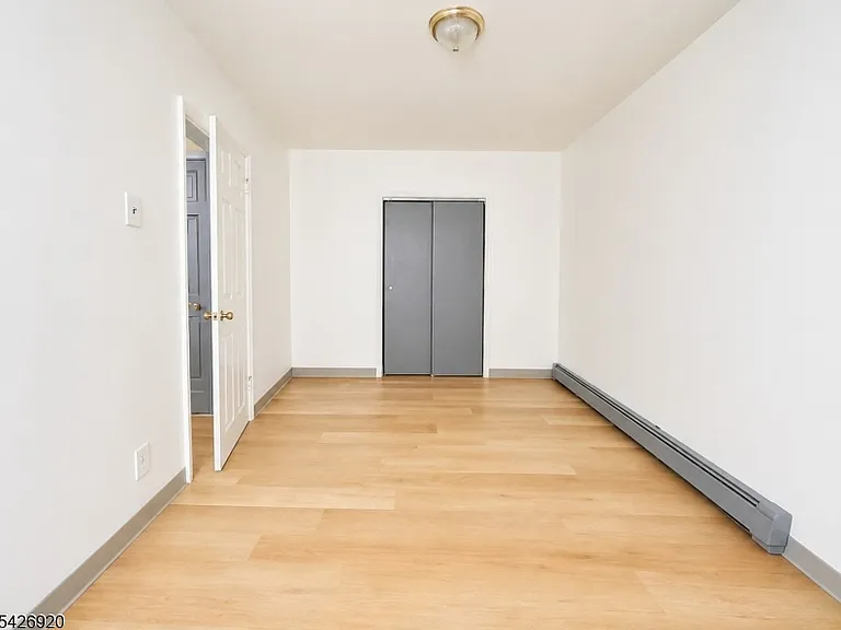 840 Mount Prospect Ave #1 — Photo 6
