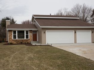 6248 Torch Lite Trl, Loves Park, IL 61111