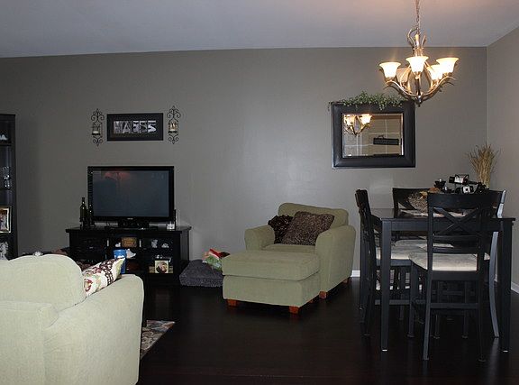 2nd image of 3357 Kentshire Cir