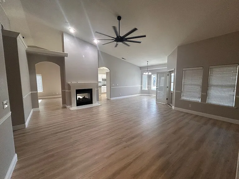 1519 Castoro Way — Photo 7