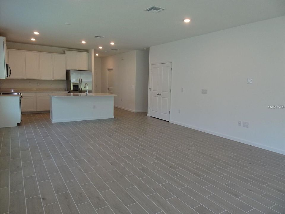 2nd image of 4515 NW 14th Loop