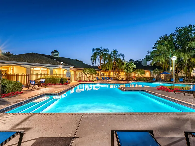 Sawgrass Cove — Photo 13