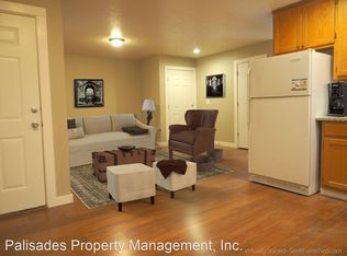 3911 SE Mall St APT 2C, Portland, OR 97202