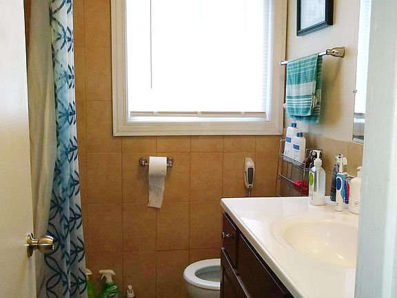 5th image of 10108 Old Orchard Ct #1B
