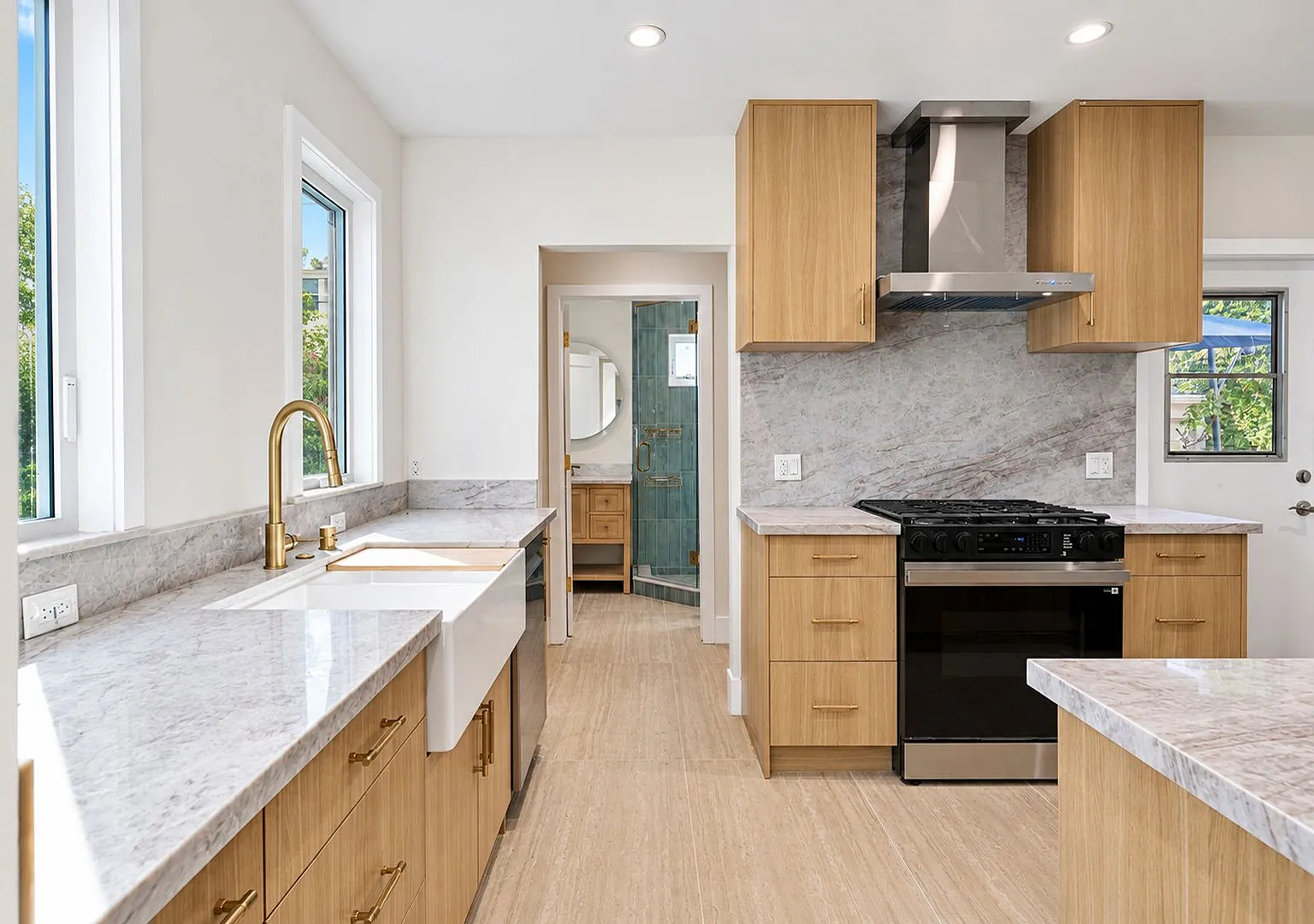 Clarkhill Residences LLC - 151 — Photo 3