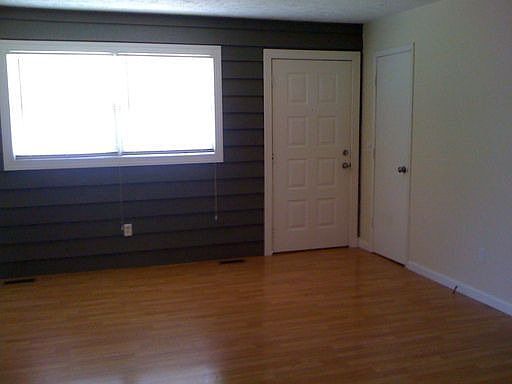 5th image of 131 N Creek Dr