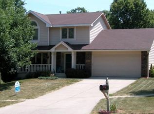431 N Hickory Blvd, Pleasant Hill, IA 50327