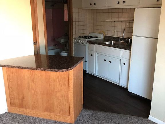 5th image of 5019 N Hopkins St #6944319