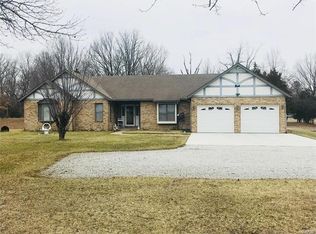 5544 Bohleysville Rd, Millstadt, IL 62260