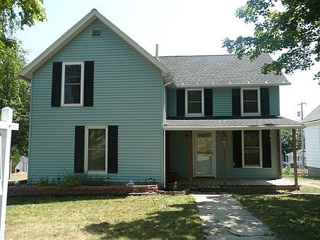 1st image of 102 Wood St