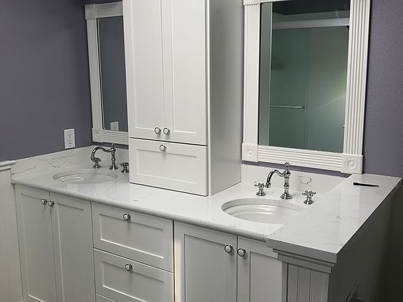 3rd image of 4821 Osprey Dr NE