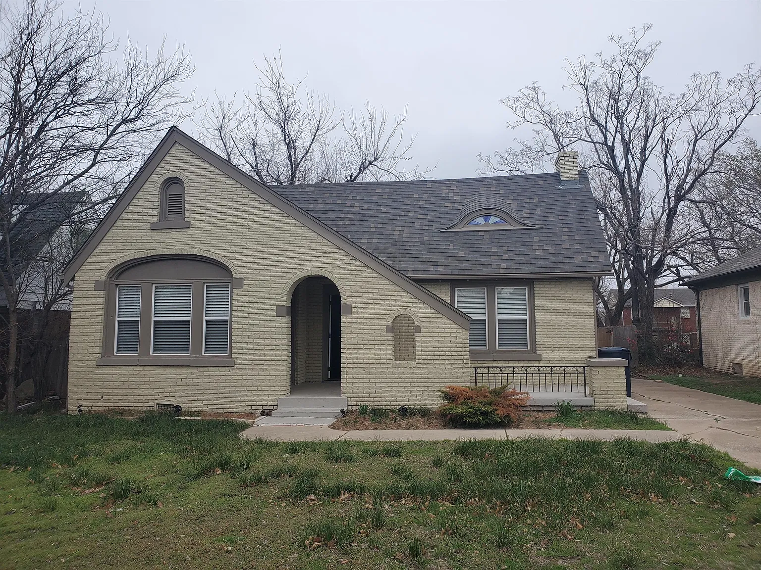 2224 North Indiana Avenue - 1 — Photo 1