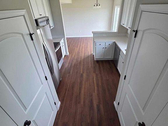 5th image of 1008 Redwood Ct Lot 18