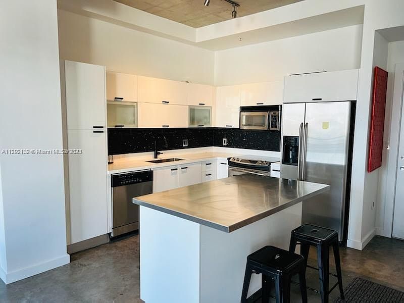 1st image of 133 NE 2nd Ave APT 1009