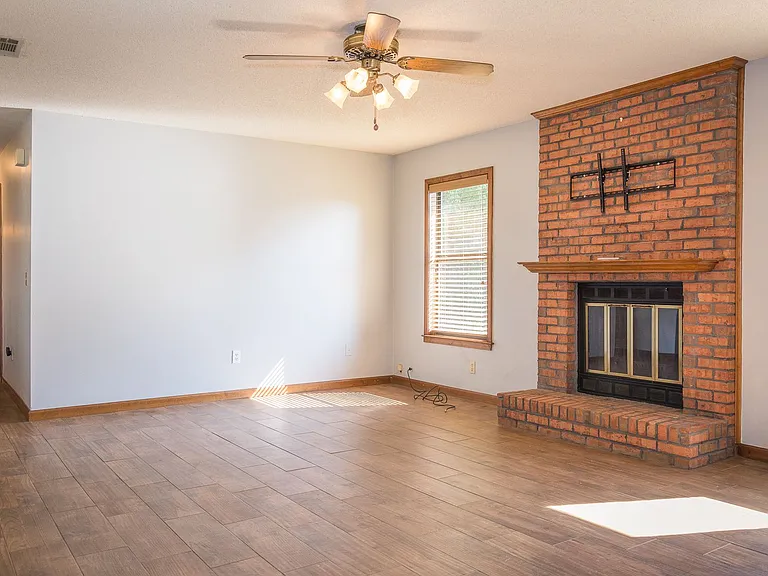 10900 County Road 1 — Photo 4