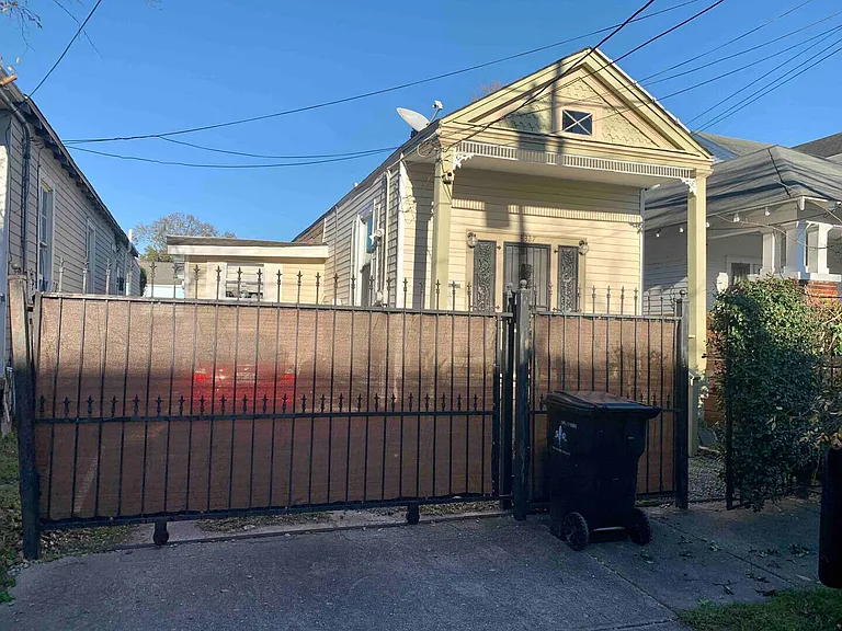 Jeannette St — Photo 12