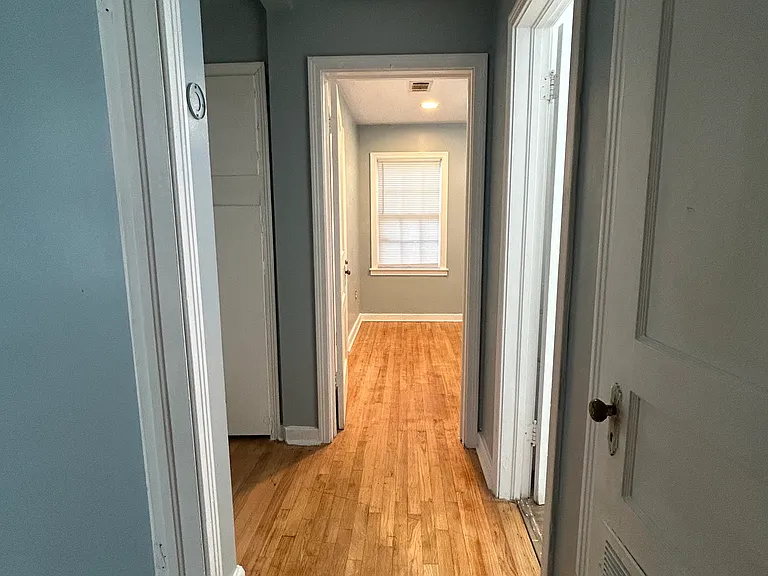 422 Cooper Rd — Photo 7