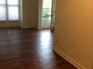 5 Salem Pl, Amherst, MA 01002