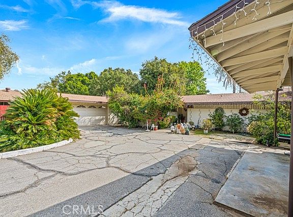 3rd image of 1330 S 7th Avenue