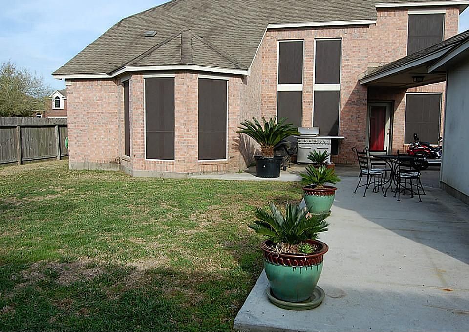 1st image of 402 Blossomwood Dr