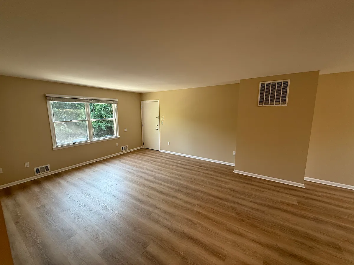 Building Photo - 189 Spruce St #2B